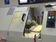 CNC加工设备